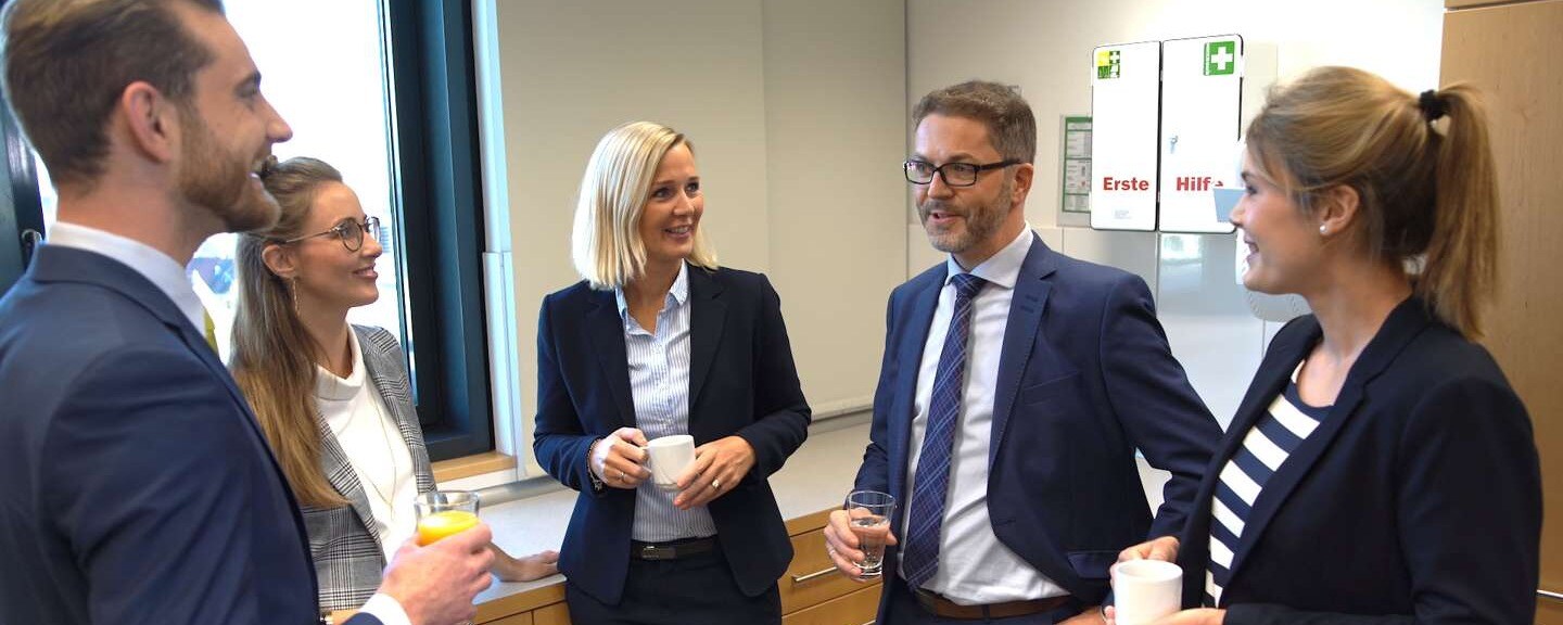 berater-w-m-d-institutionelle-kunden-kirche-und-stiftungen-feste